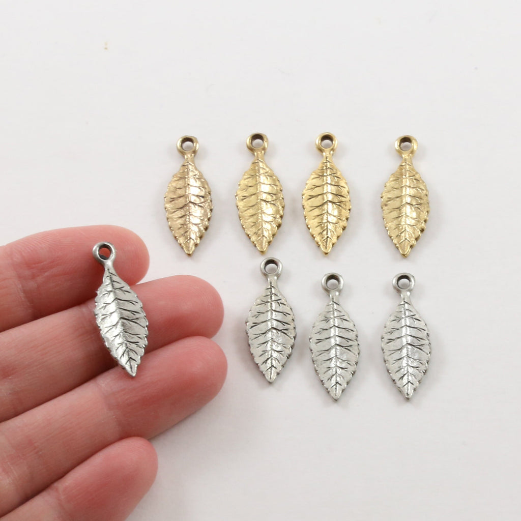 Pewter Detailed Dainty Minimal Modern Leaf Nature Pendant (4pc)