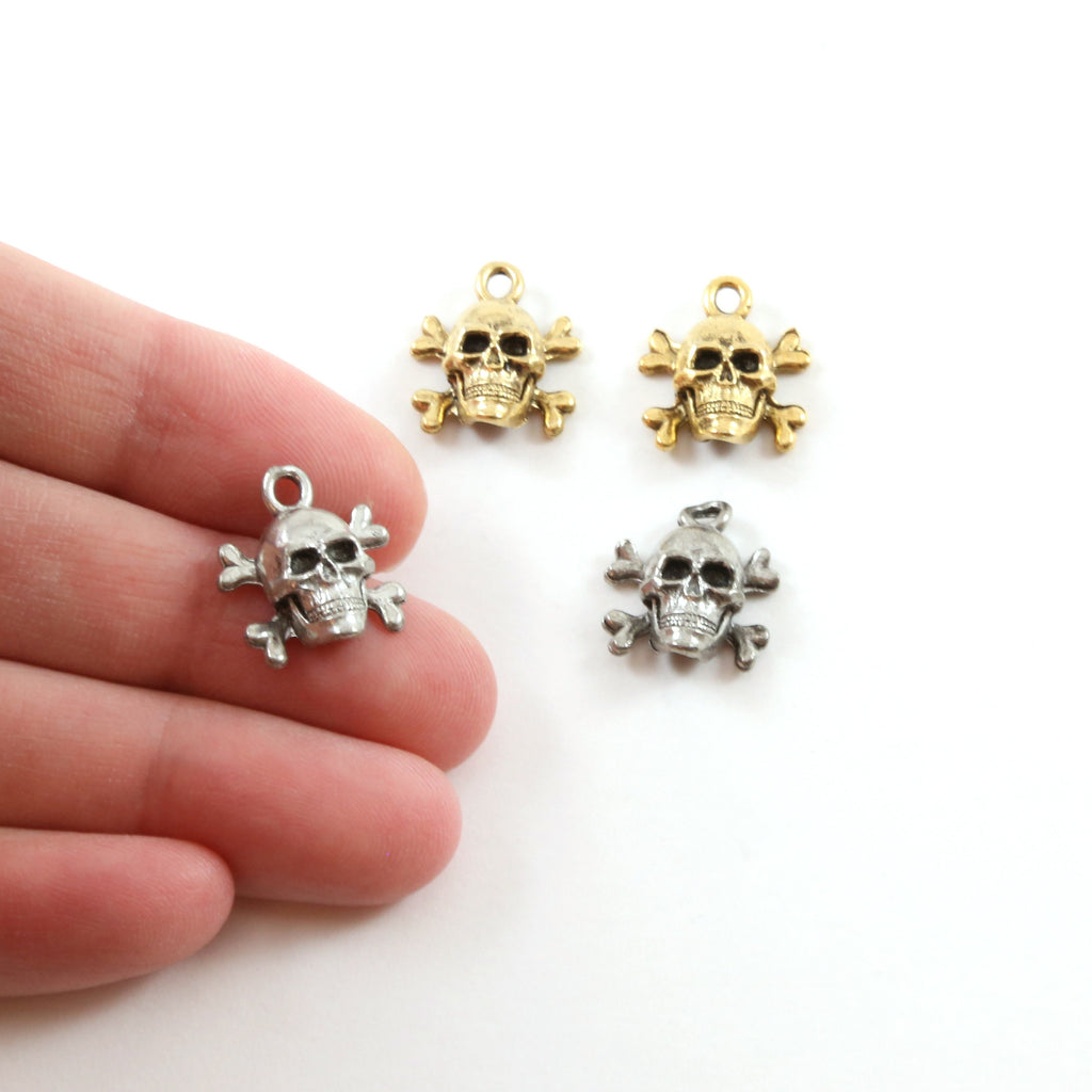 15mmx13mm Pewter Skull and Bones Cross Bones Pirate Charm Pendant (2pc)