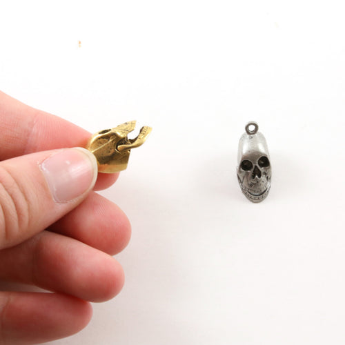 13mmx9mm Pewter Medium Open Jaw Skull Head Pendant Halloween Skeletons