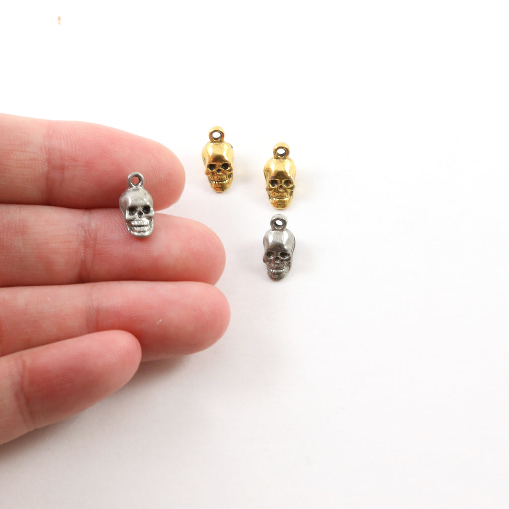 Pewter Tiny Mini Small Simple 3D Skull Pendant Halloween (2pc)