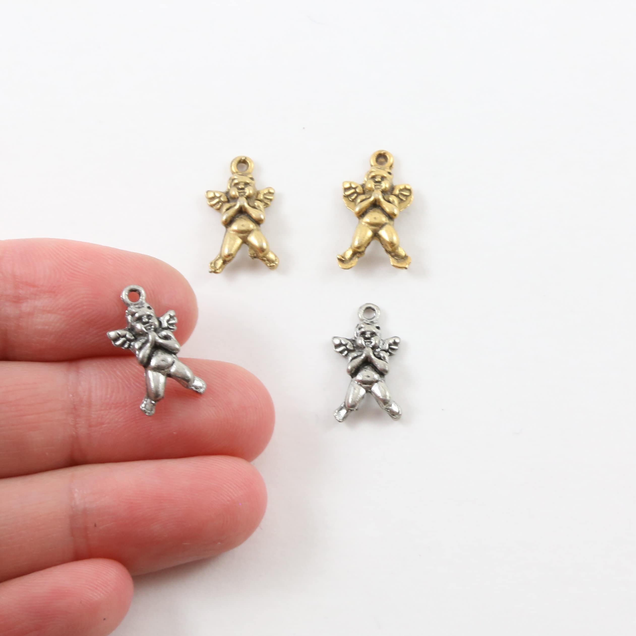 15mmx9mm Pewter Flying Cupid Angel Baby Cherub Charm Religious Pendant (2pc)