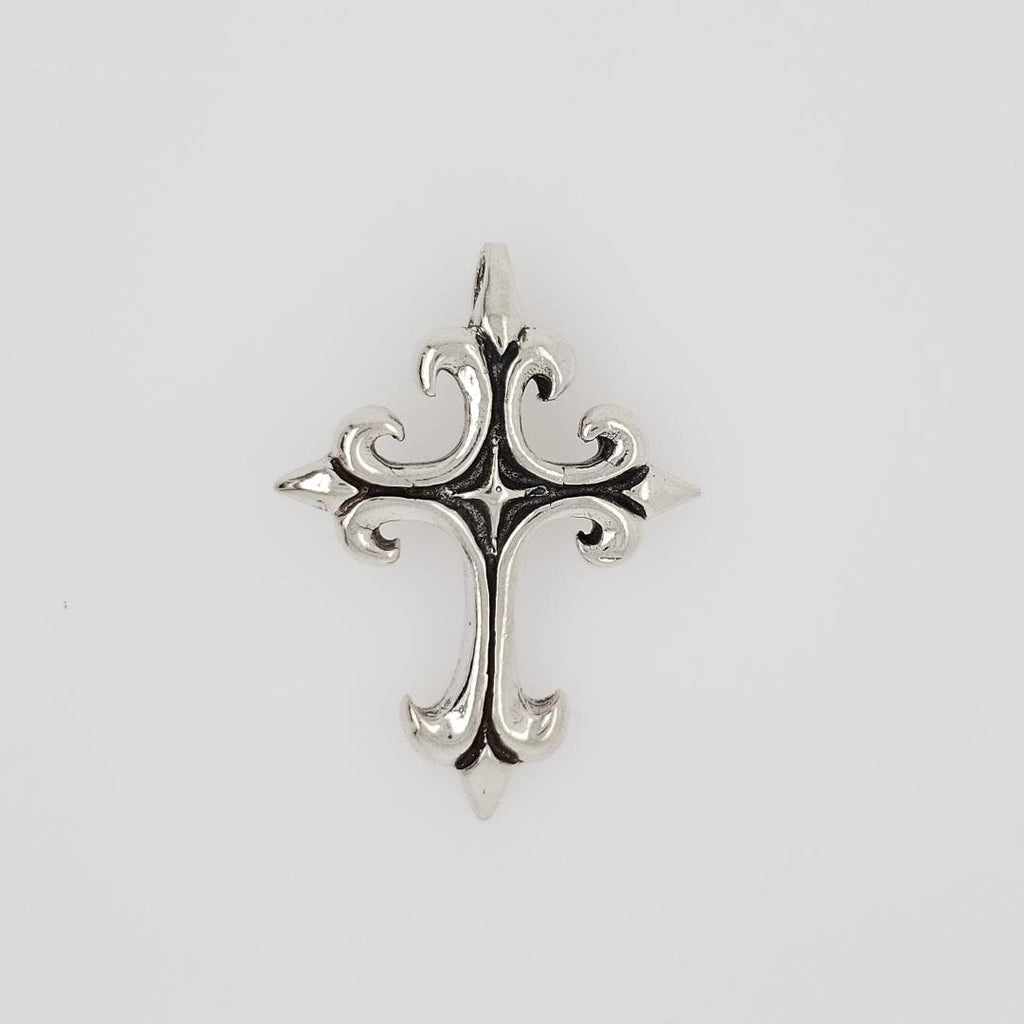 Sterling Silver Large Thick Sturdy Fleur De Lis Detailed Medieval Style