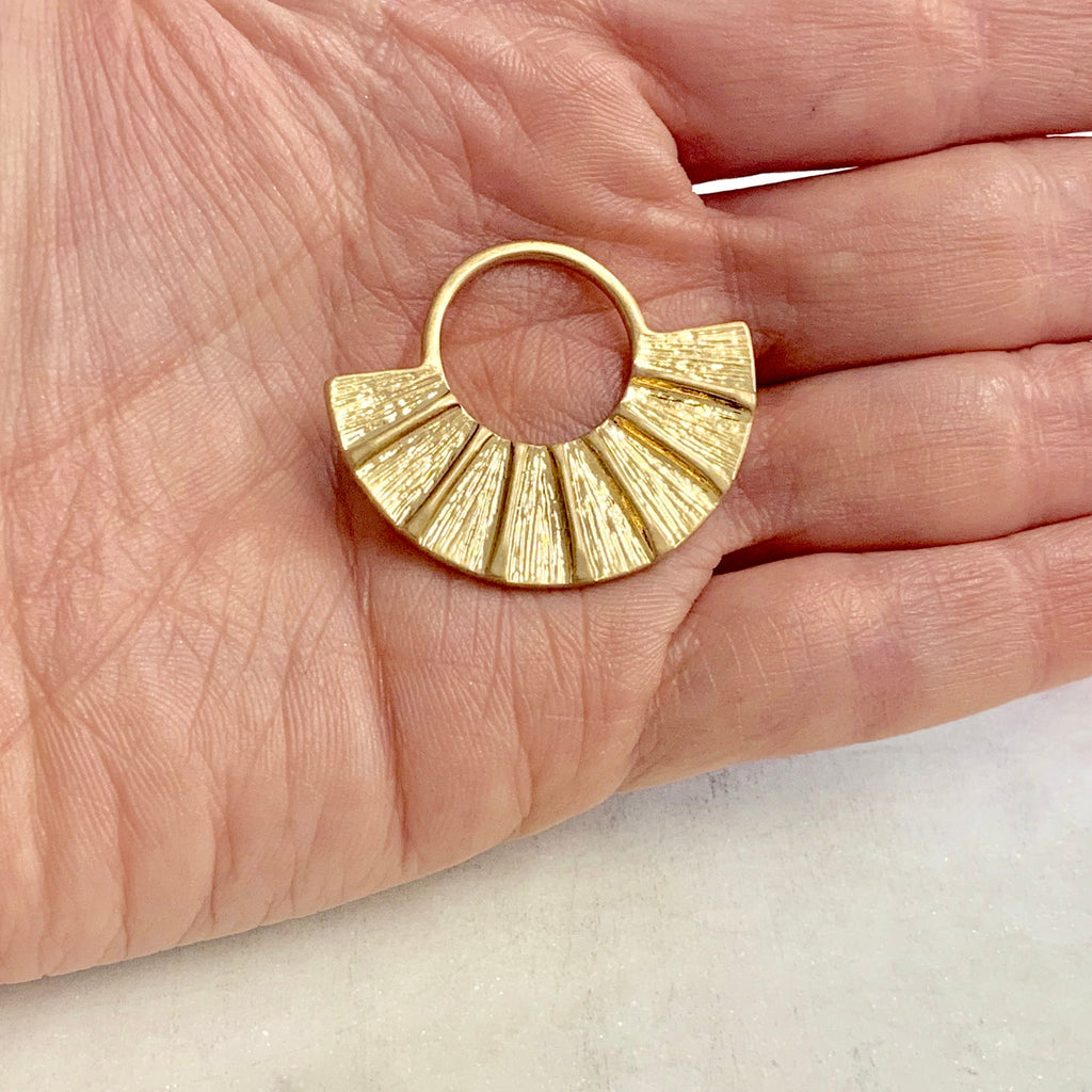 28mmx34mm Pewter Modern Style Fan Pendant Tribal Bohemian Pendant Charm – Antique Gold
