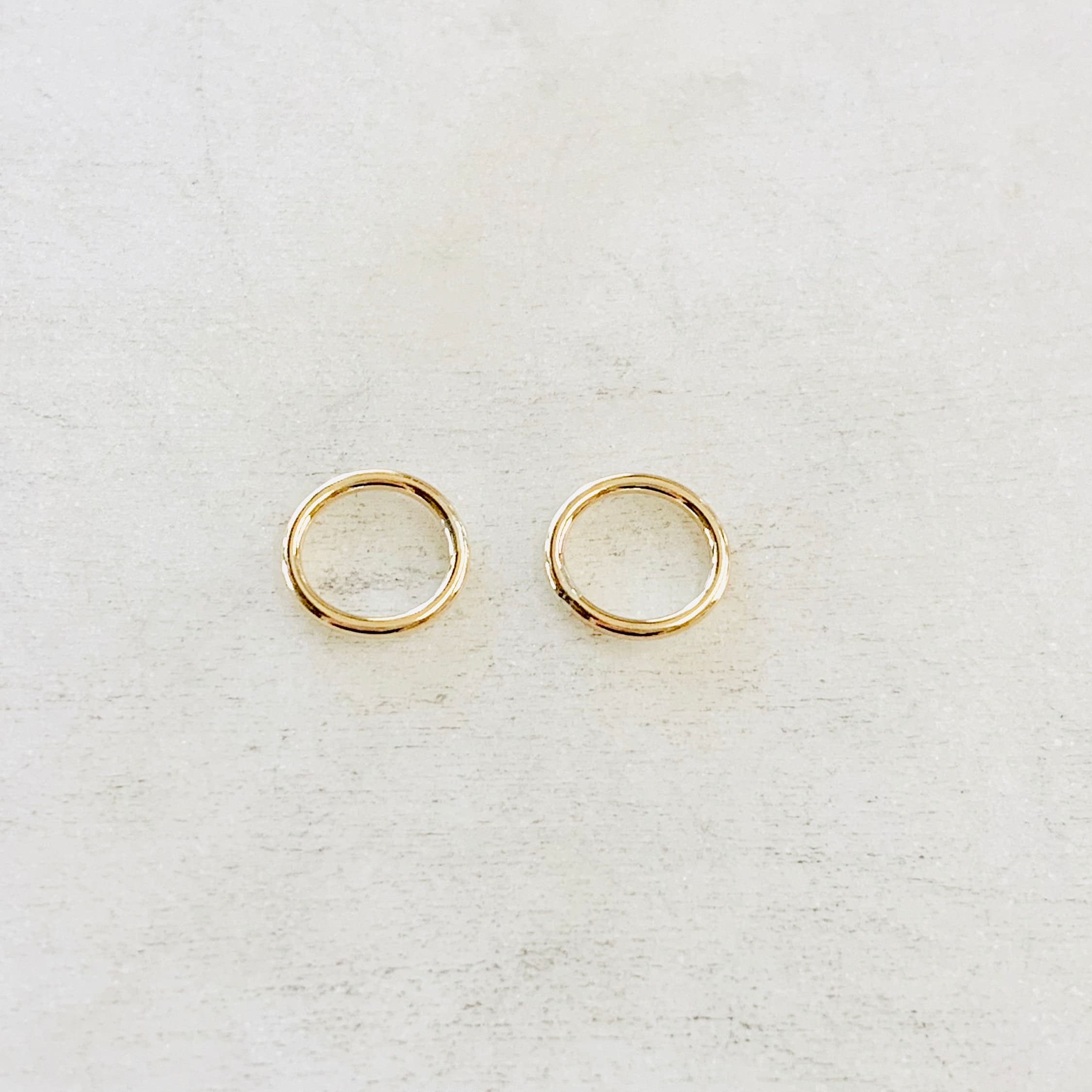 14K Gold Filled 8.5mm Shiny Gold Smooth Connector Ring Open Circle Charm (2pc)