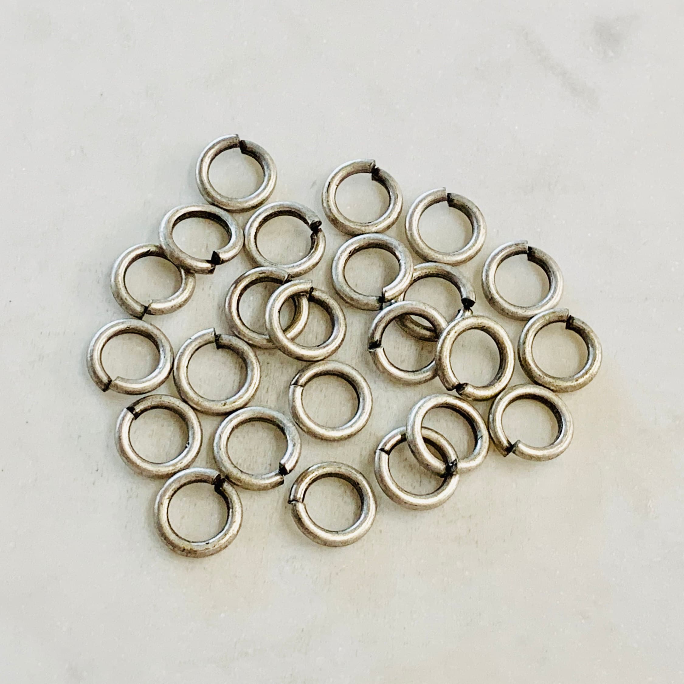 Base Metal 10mm 13 Gauge Open Jump Rings Charm Links Metal Findings (24pc)