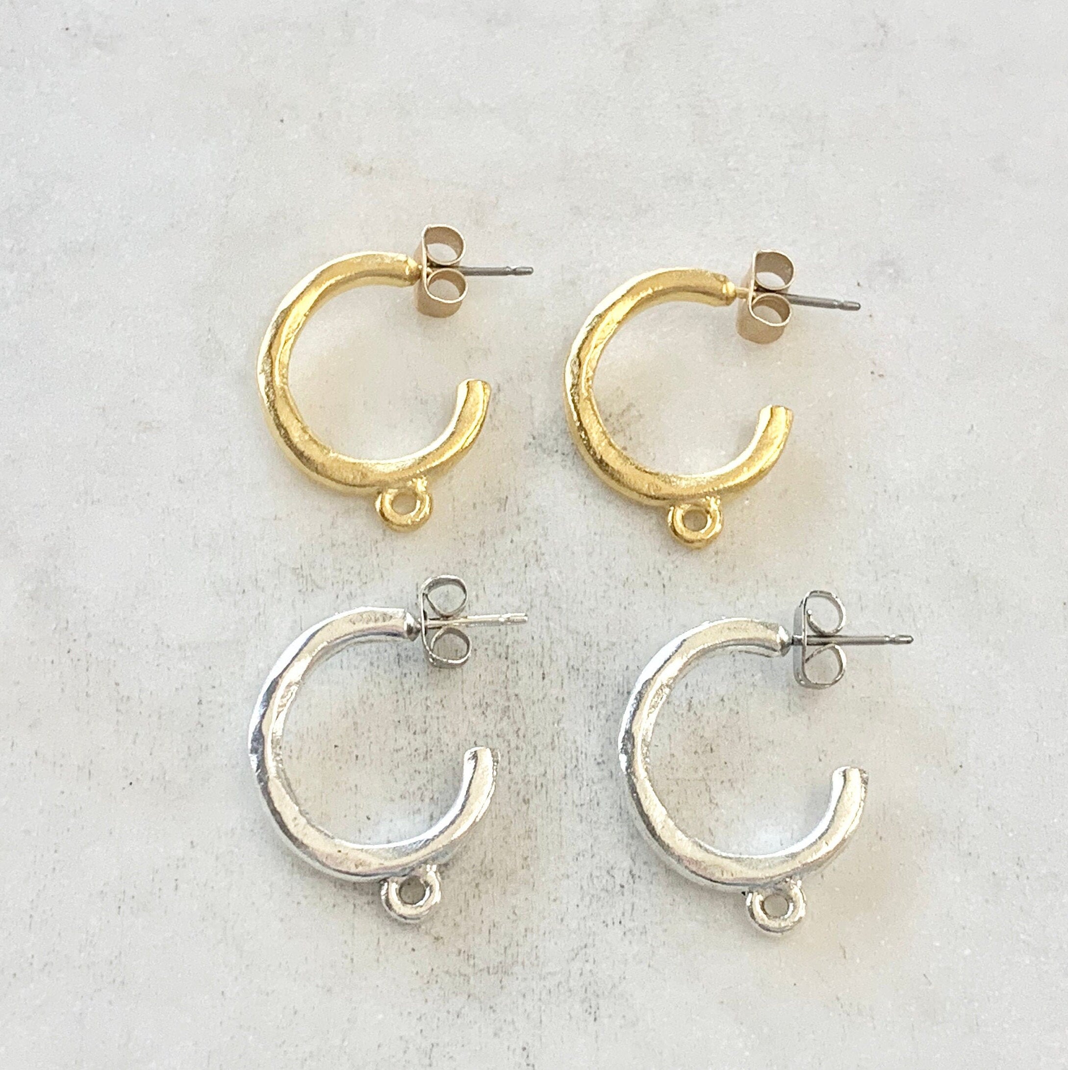 Pewter Textured Hammered Round Hoop 21mm x 15mm Chandelier (2pc)