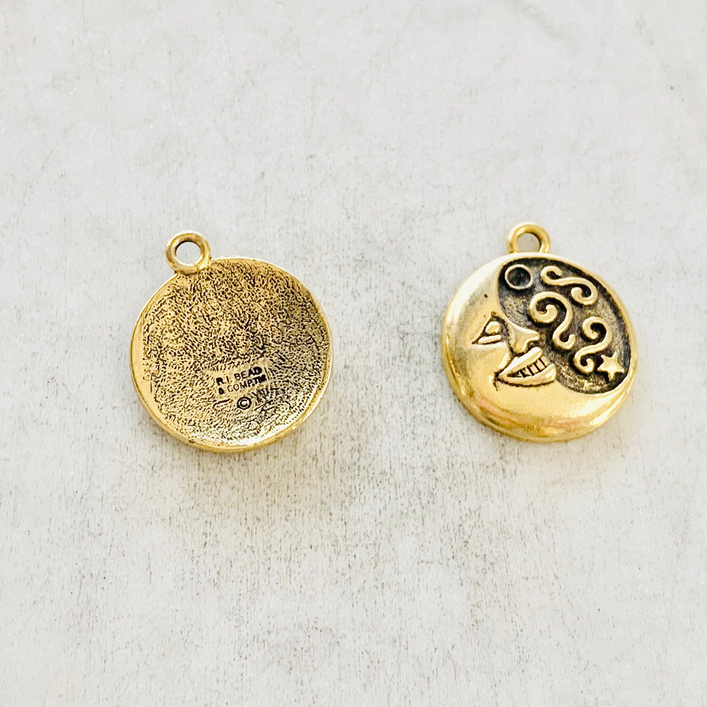 Pewter Round Coin Smiling Crescent Moon Swirl and Star Charm (2pc)