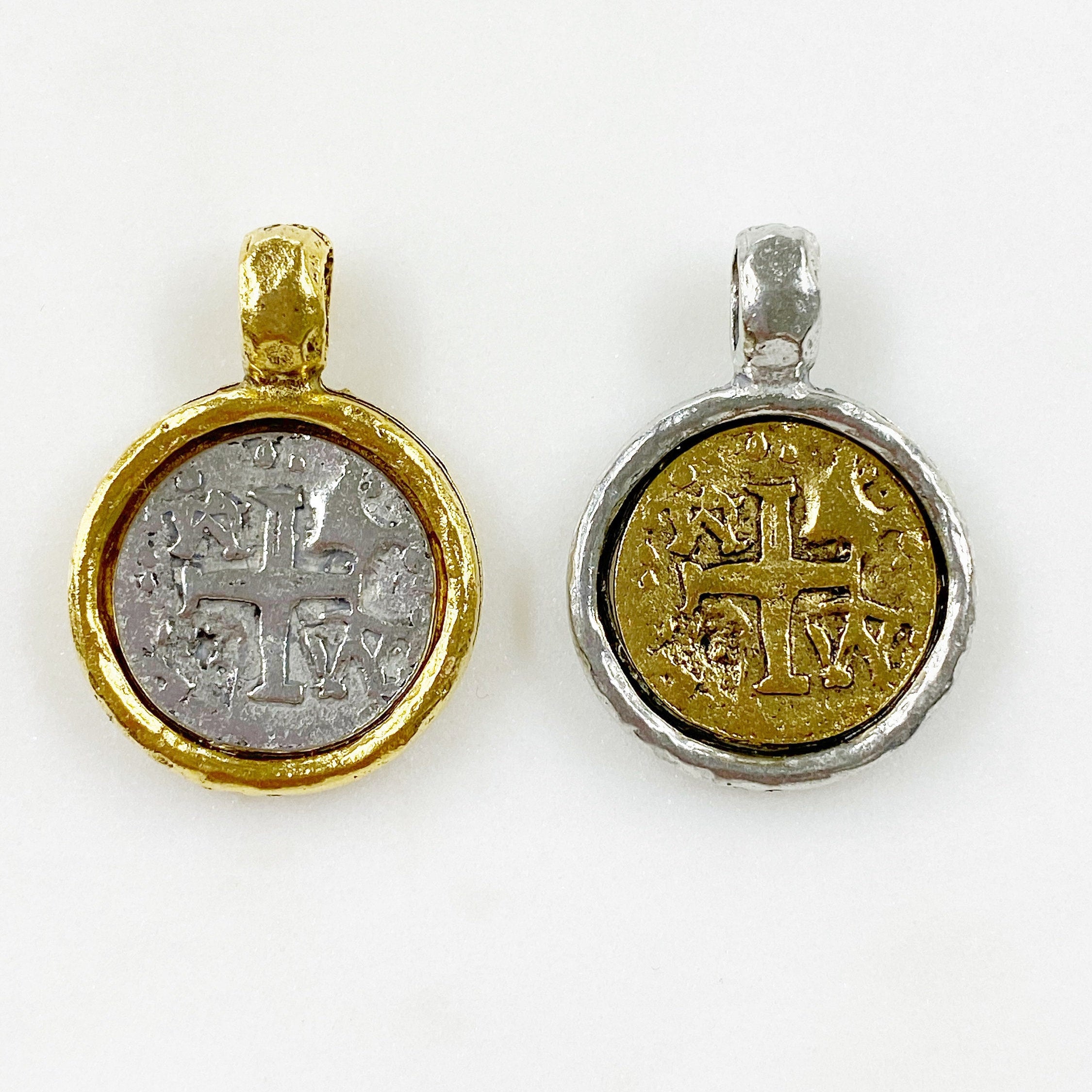 25mmx22mm Pewter Medieval Double Sided Cross Coin Pendant Charm Silver