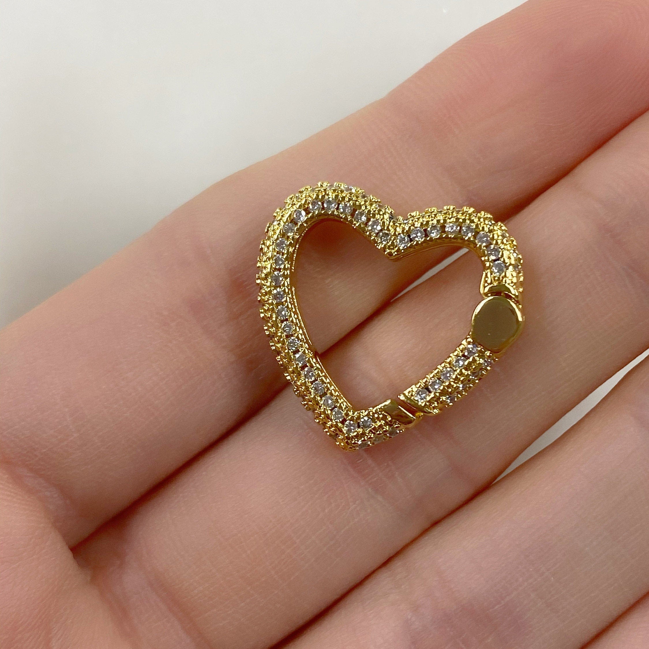 20 Mm Gold Plated Heart Shaped CZ Covered Push Gate Clasp