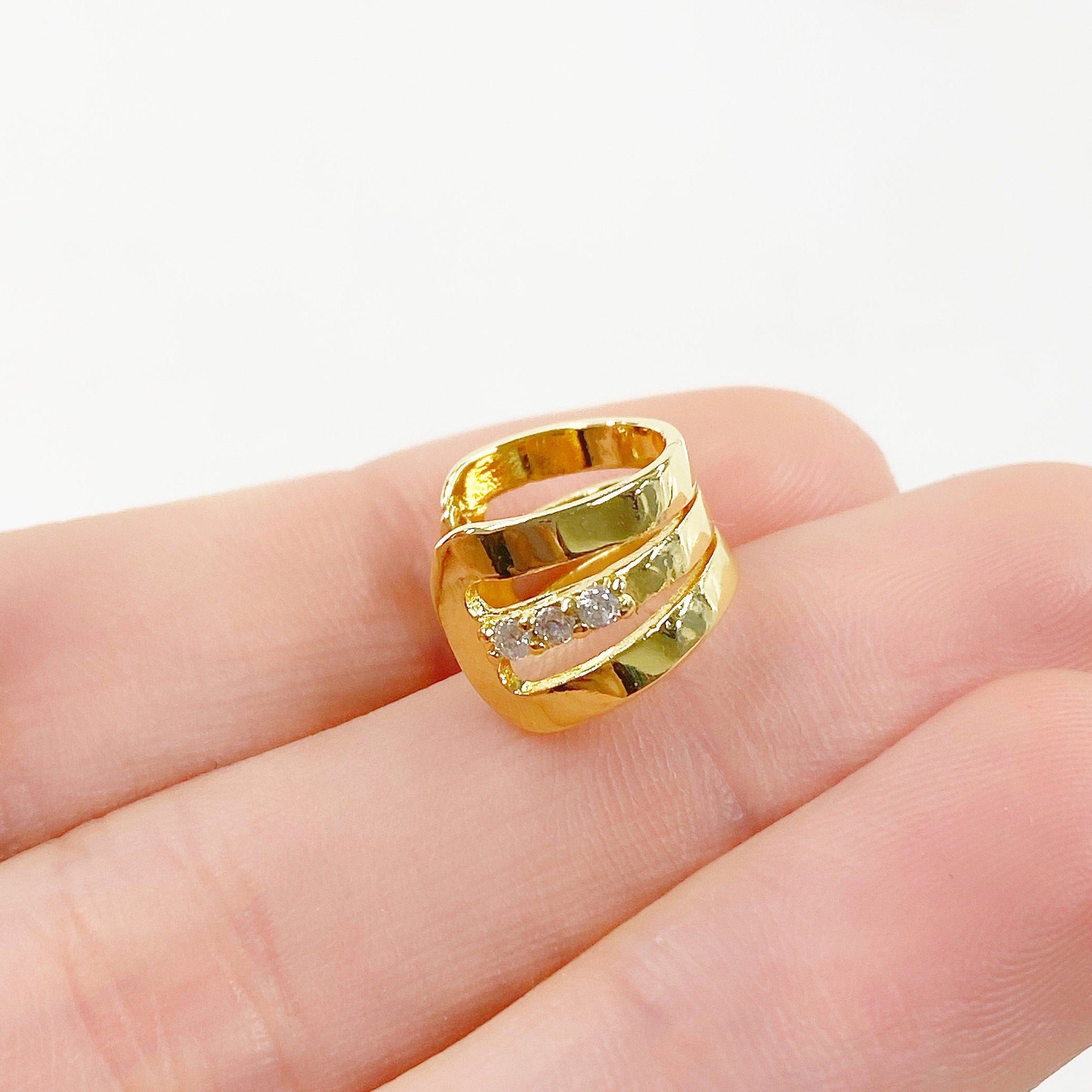 11mmx7mm Gold Plated Ear Cuff CZ Side Detail Lined Cuff