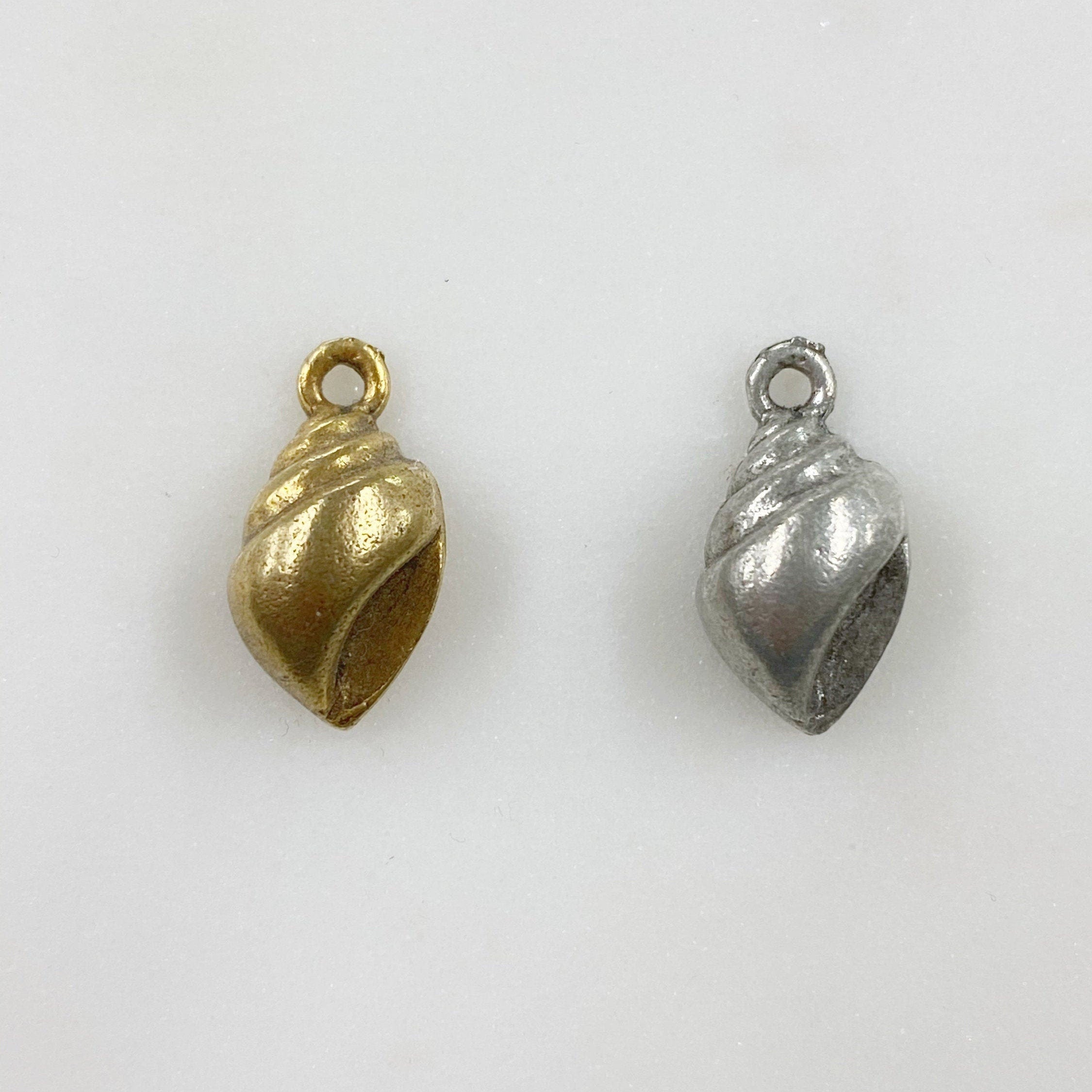 Pewter Smooth Sea Shell Charm Antique Gold or Antique Silver (2pc)