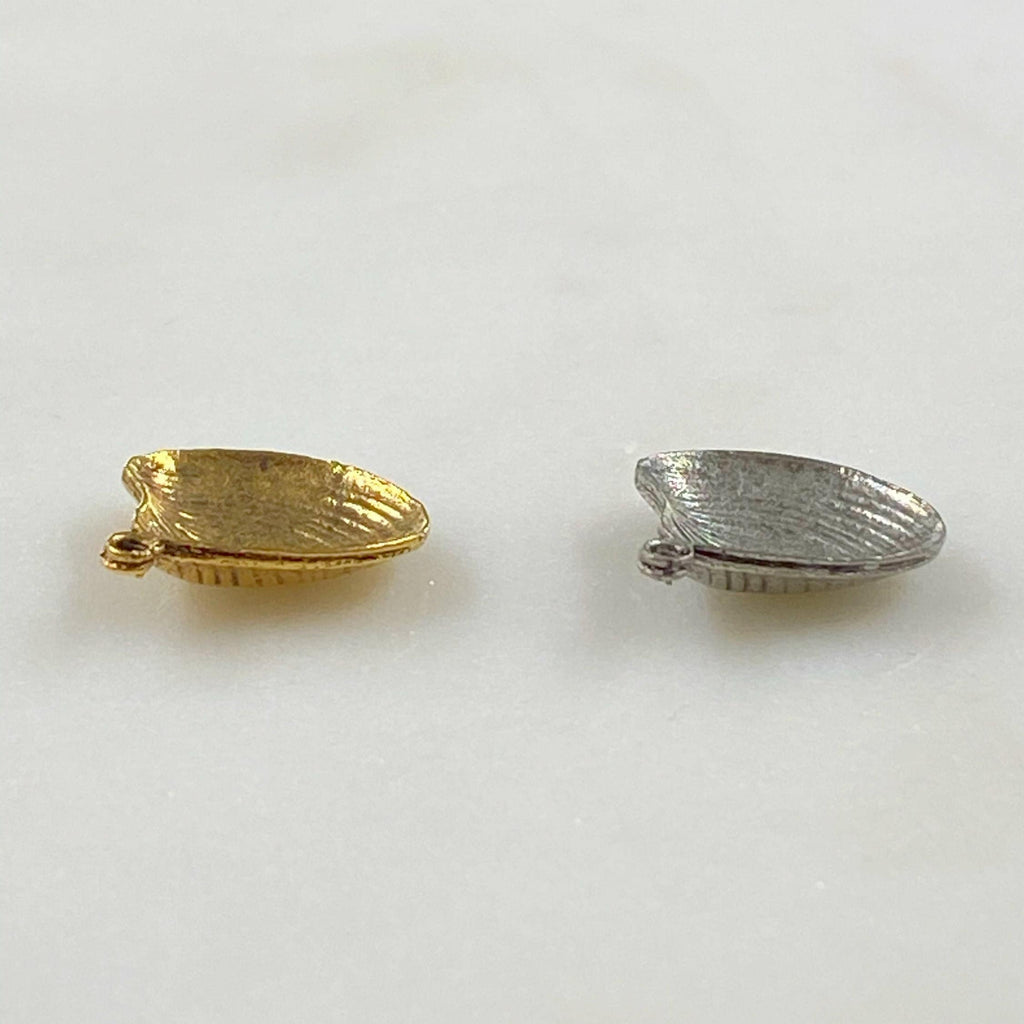 Pewter Sea Shell Charm Antique Gold or Antique Silver (2pc)