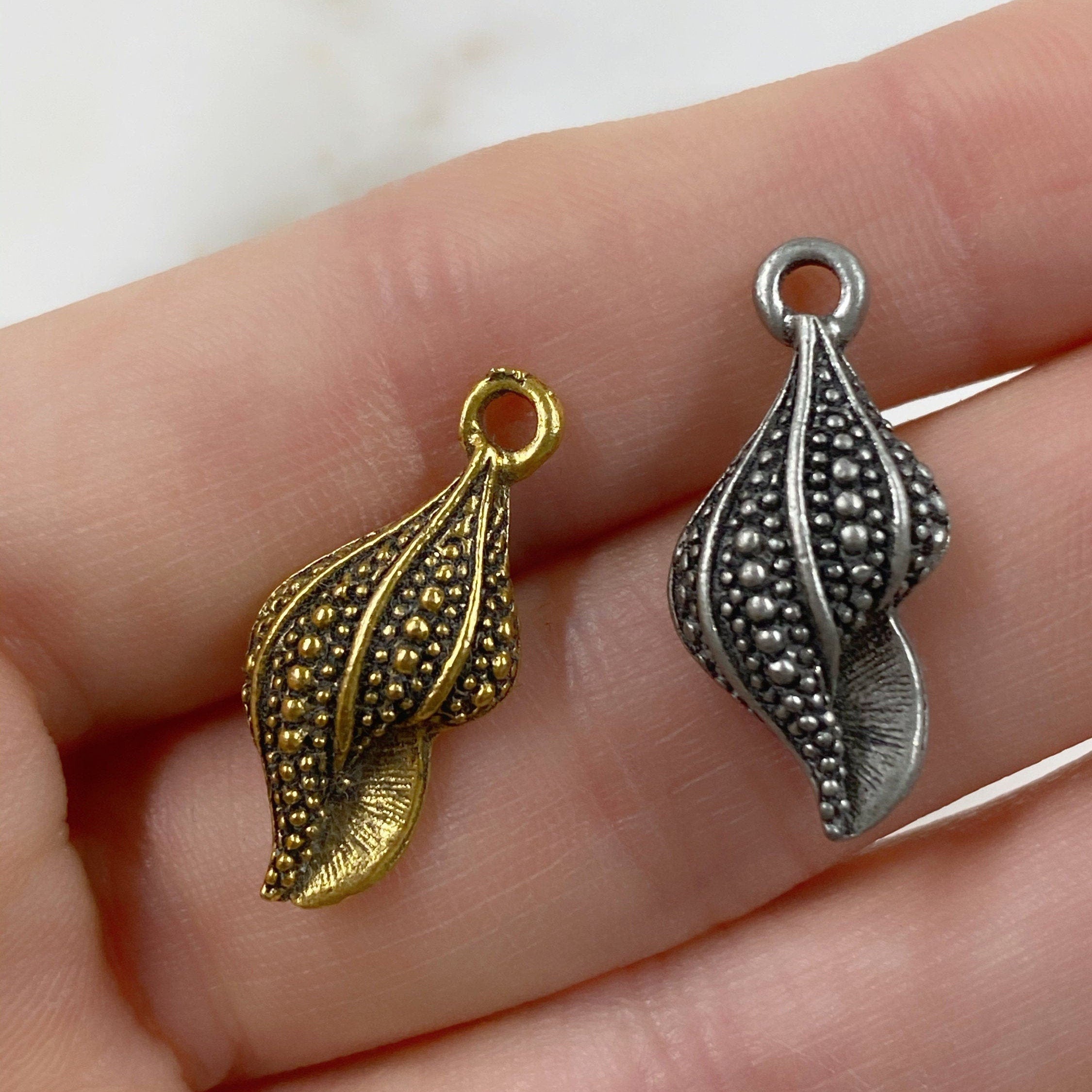 Pewter Textured Sea Shell Charm Beach Charm Antique Gold (2pc)