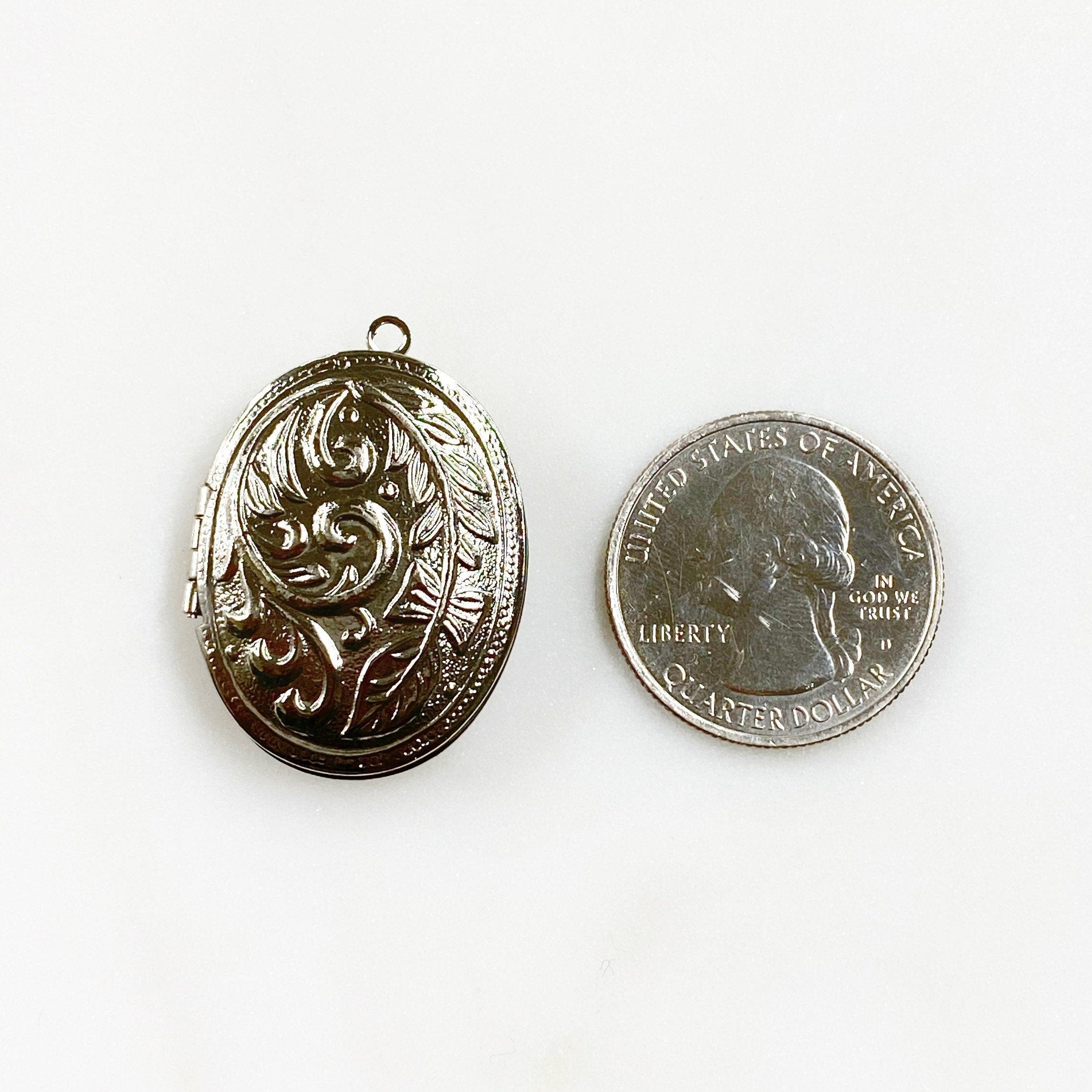 Base Metal Silver Detailed Oval Locket Charm Friendship & Love