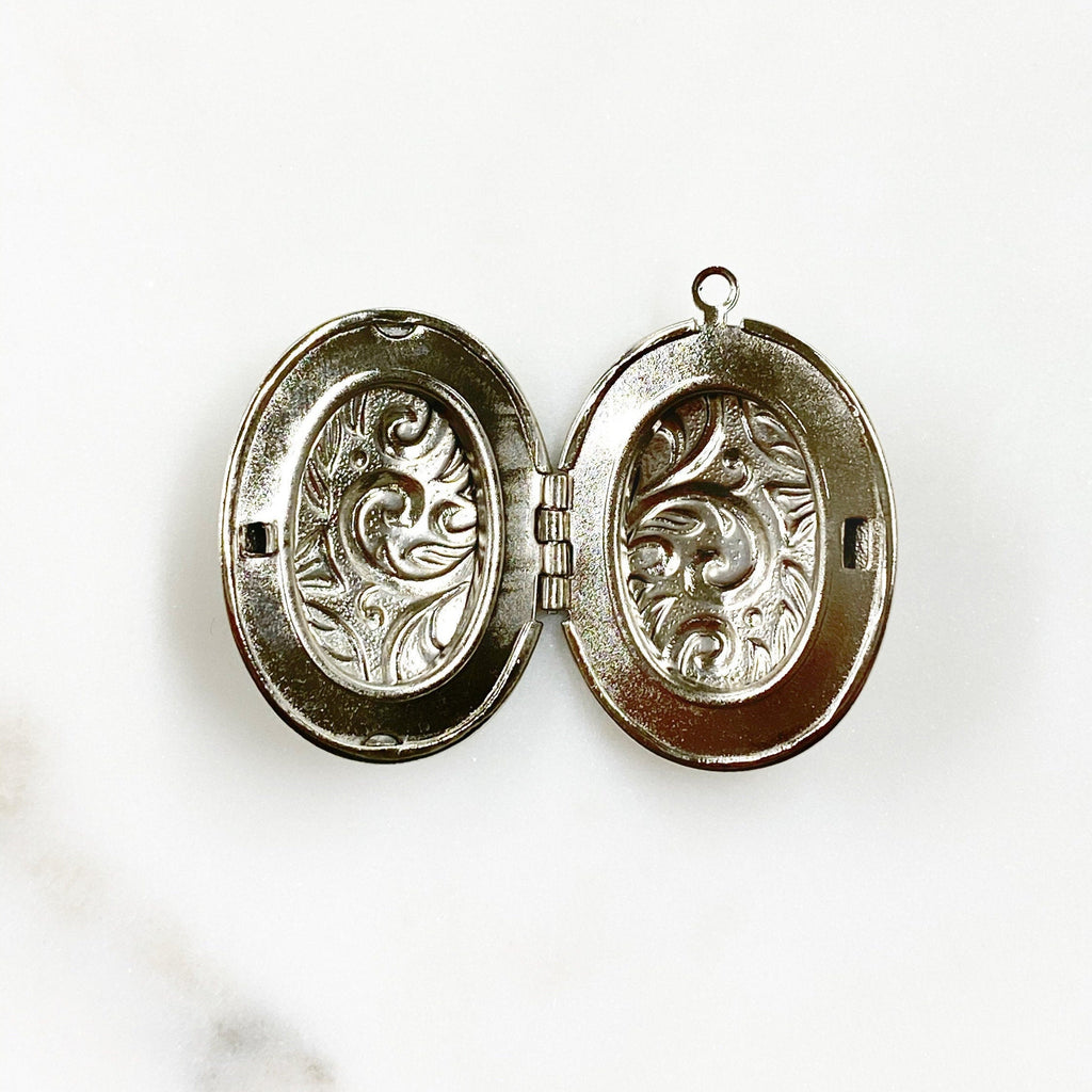 Base Metal Silver Detailed Oval Locket Charm Friendship & Love