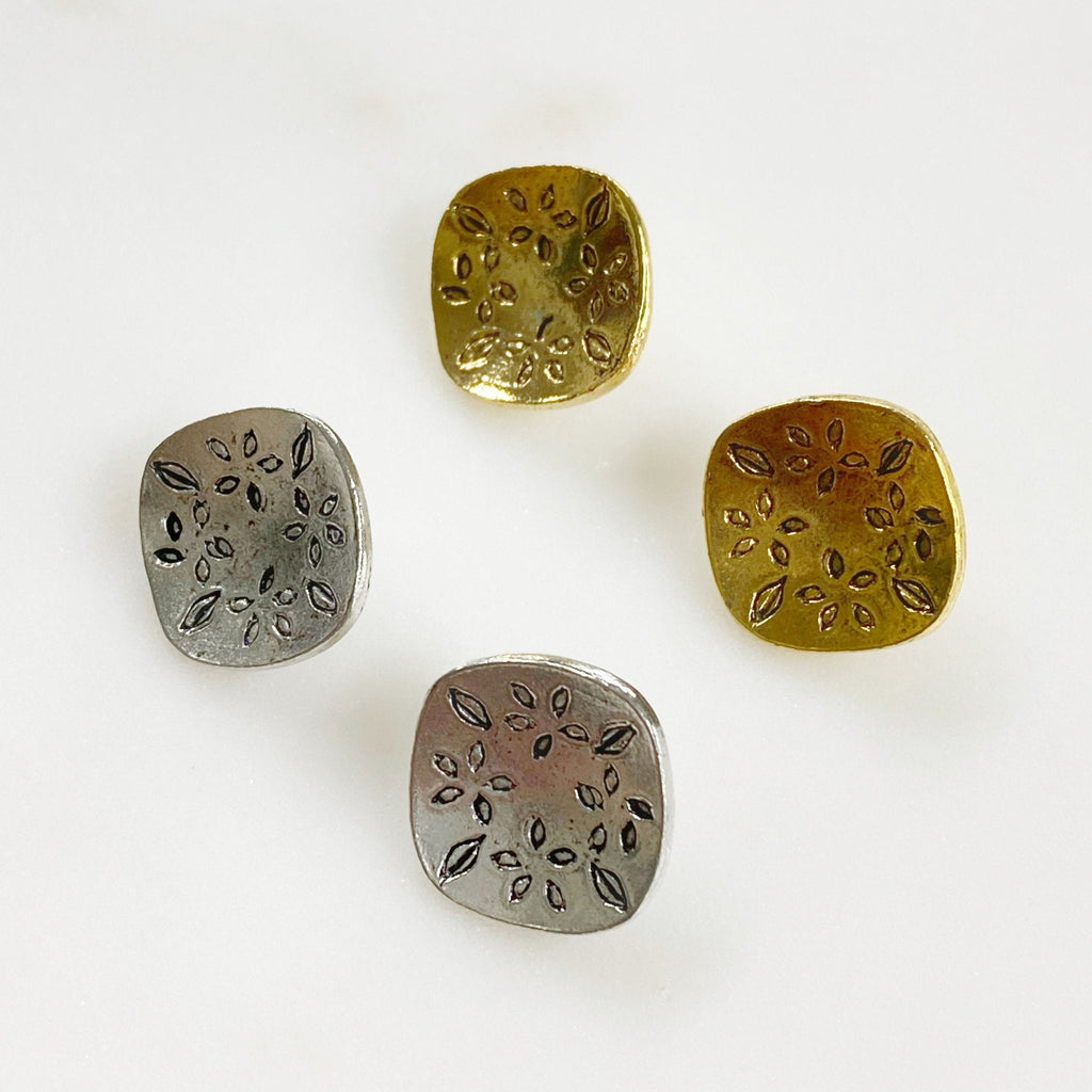 15mm Pewter Leaf Detailed Button Antique Gold or Antique Silver (2pc)