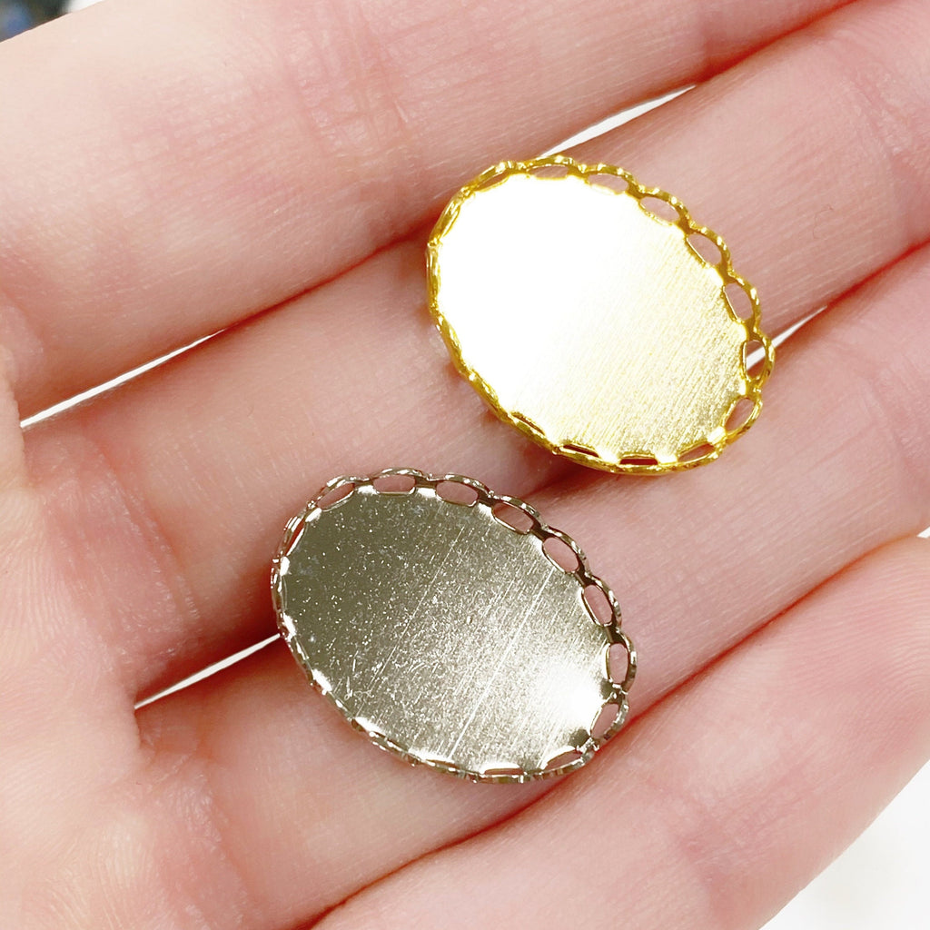 Base Metal 18mm Cameo Setting Gold or Silver (4pc)