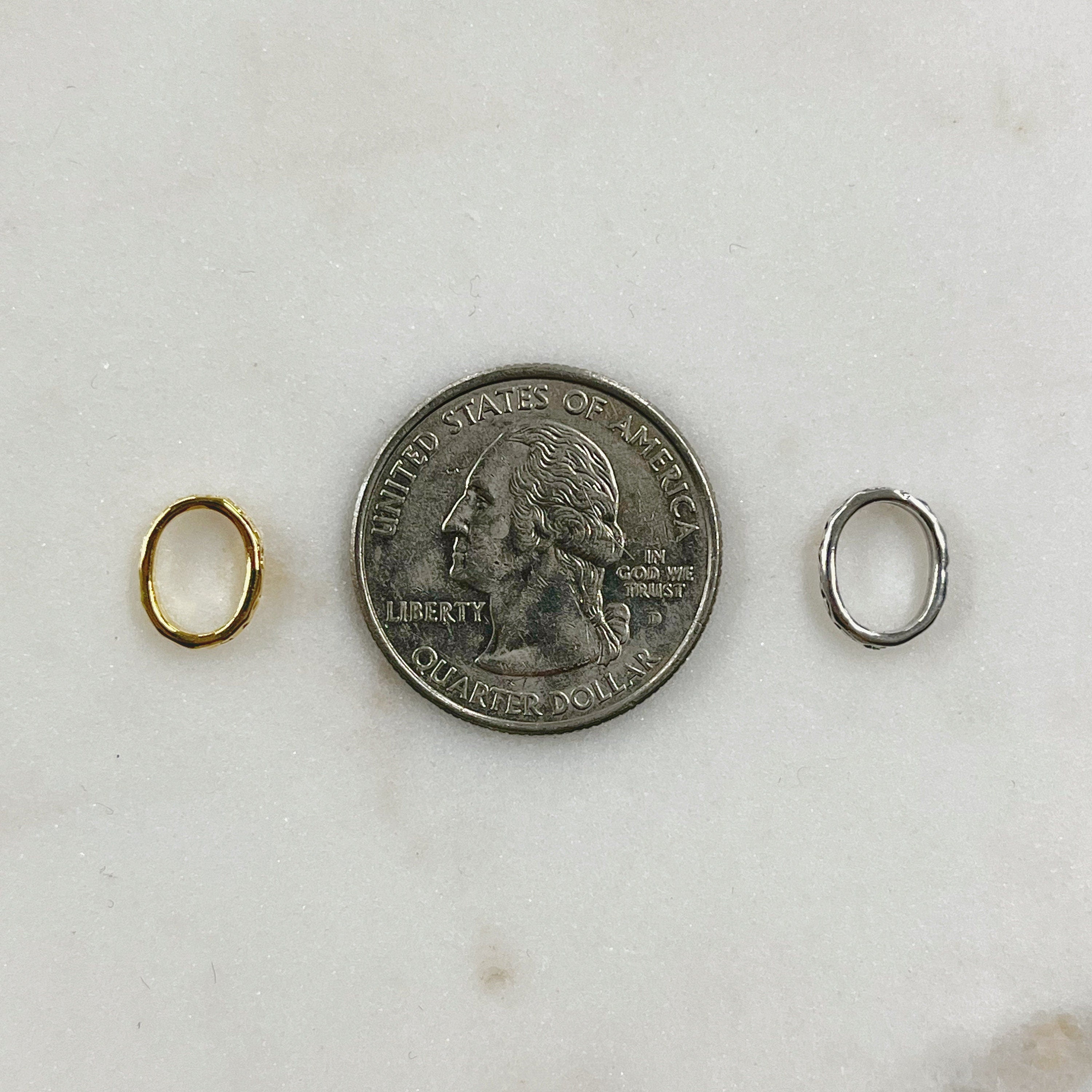 10mmx7mm Sterling Silver or Vermeil Small Circle Detail Open Oval Connector