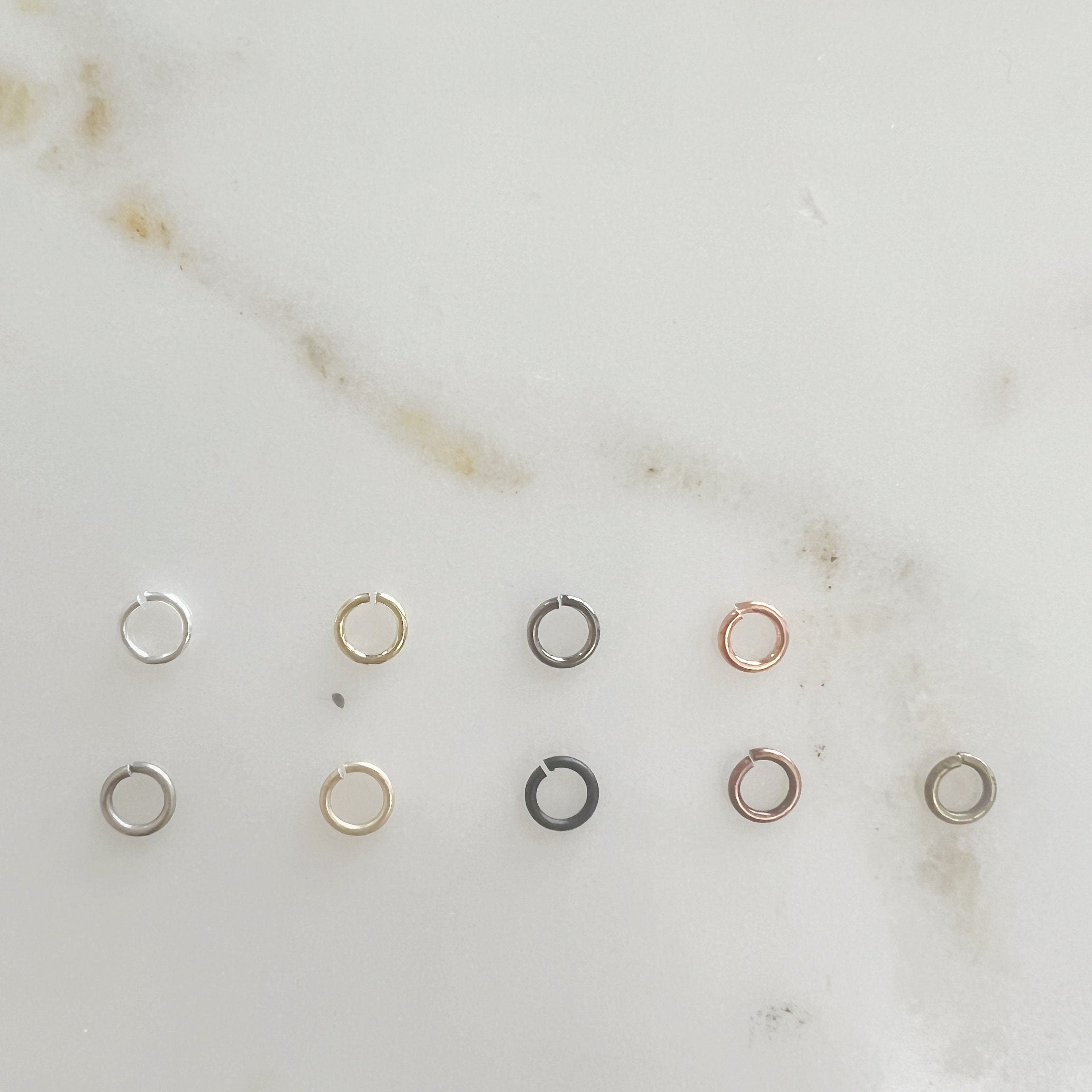Base Metal 4mm 22 Gauge Open Jump Rings Charm Links (144pc)