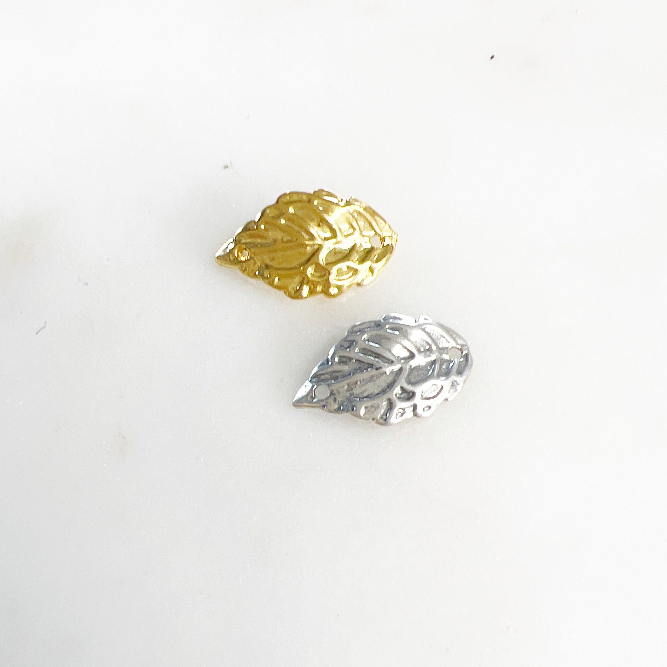15mm X9mm Sterling Silver or Vermeil or Curved Detailed Leaf Connector