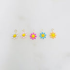 Gold Plated Dainty Daisy Flower Pendant Double Sided Nature Flower (5pc)