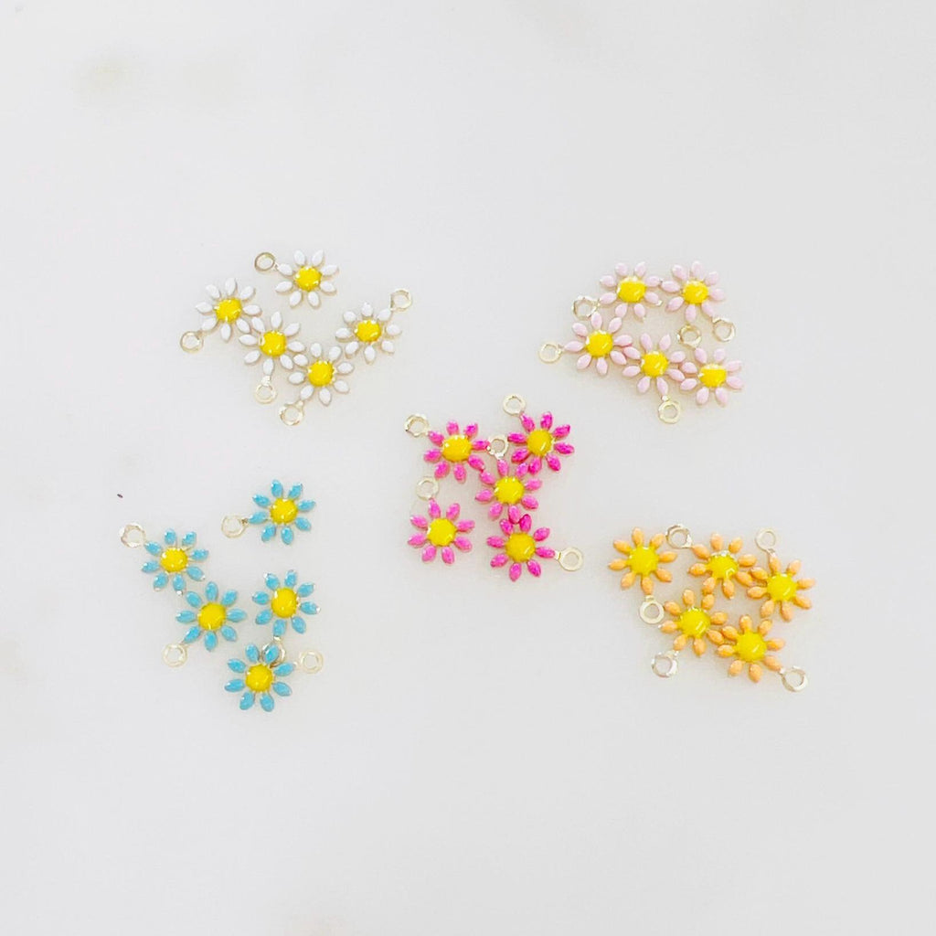 Gold Plated Dainty Daisy Flower Pendant Double Sided Nature Flower (5pc)